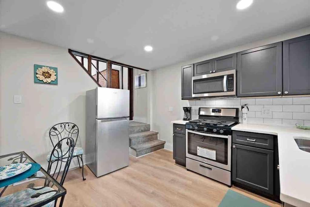 Hip And Bright Lawerenceville 2 Bed Easy Parking พิตต์สเบิร์ก ภายนอก รูปภาพ