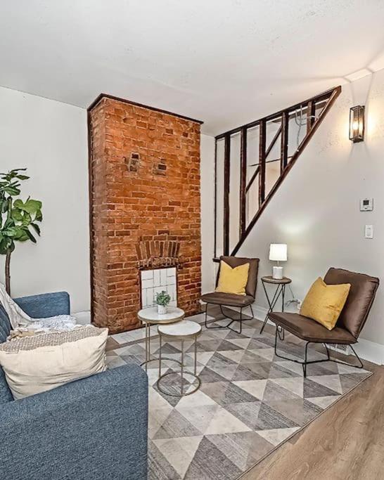 Hip And Bright Lawerenceville 2 Bed Easy Parking พิตต์สเบิร์ก ภายนอก รูปภาพ